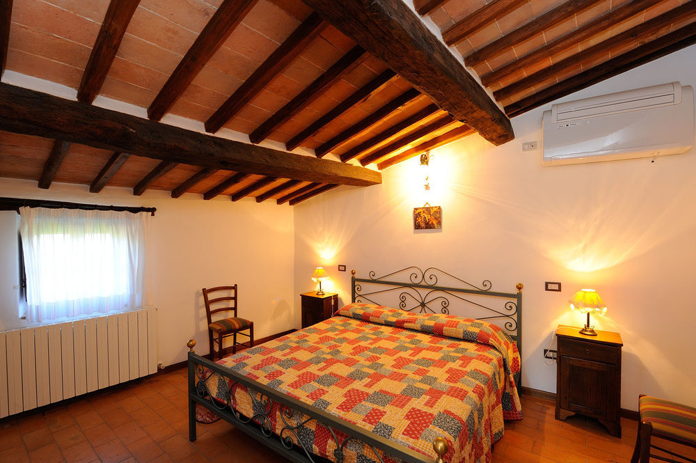 Отель Relais Borgo Torale Пассиньяно-суль-Тразимено Экстерьер фото